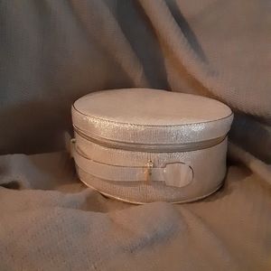 Estee lauder makeup bag in gold